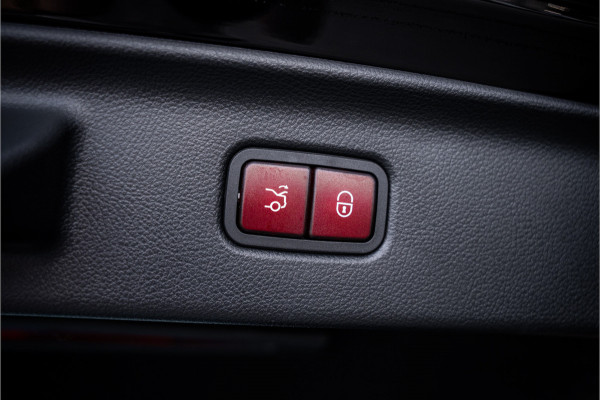 Mercedes-Benz S63 AMG S63 E Performance - Keramisch | Burmester | 4x Stoelmassage en koeling | Memory | HUD