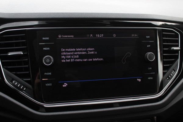 Volkswagen T-Roc 1.5 TSI Sport / Trekhaak / Camera / Virtual Cockpit / CarPlay / 18'' / Beats Audio / Dodehoek / DAB / Stoelverwarming / ACC Volkswagen T-Roc 1.5 TSI Sport / Trekhaak / Camera / Virtual Cockpit / CarPlay / 18'' / Beats Audio / Dodehoek / DAB / Stoelverwarming / ACC