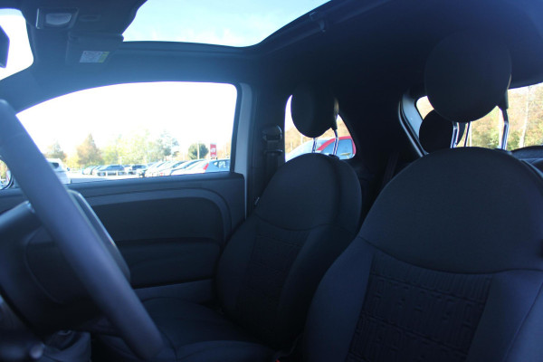 Fiat 500 1.0 72PK HYbrid DOLCEVITA FINALE | PANORAMA DAK | APPLE CARPLAY / ANDROID AUTO | ELEKTRISCHE RAMEN VOOR | PARKEERSENSOREN ACHTER |  LED DAGRIJVERLICHTING | 15"LICHTMETALEN VELGEN | CRUISE CONTROL | IN 2 DELEN NEERKLAPBARE ACHTERBANK | AIRCO | MISTLAMPEN VOOR |