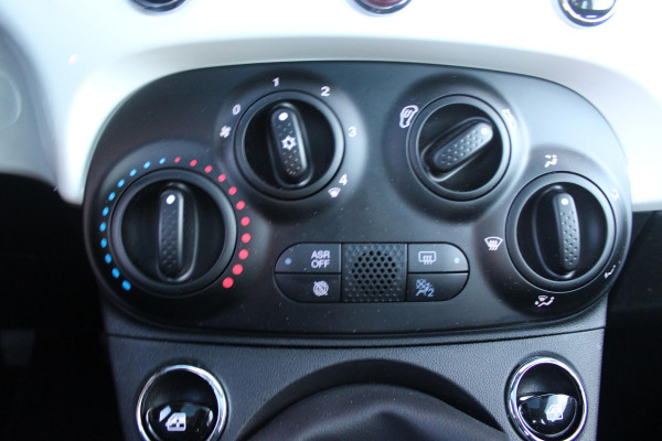 Fiat 500 1.0 72PK HYbrid DOLCEVITA FINALE | PANORAMA DAK | APPLE CARPLAY / ANDROID AUTO | ELEKTRISCHE RAMEN VOOR | PARKEERSENSOREN ACHTER |  LED DAGRIJVERLICHTING | 15"LICHTMETALEN VELGEN | CRUISE CONTROL | IN 2 DELEN NEERKLAPBARE ACHTERBANK | AIRCO | MISTLAMPEN VOOR |