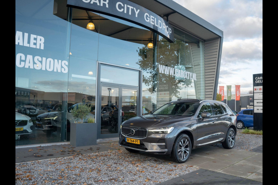 Volvo XC60 2.0 T6 Plug-in hybrid AWD Core Bright / Pano / ACC / trekhaak /
