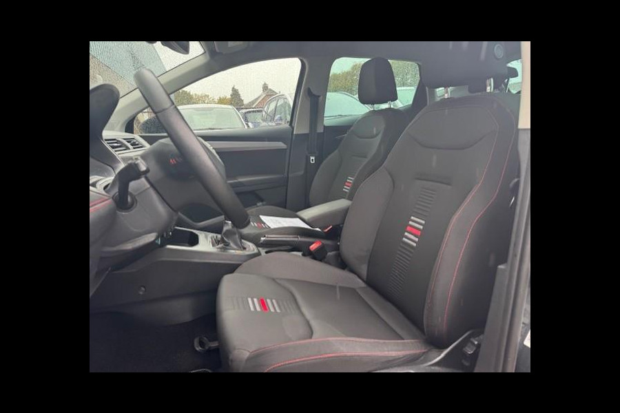 Seat Ibiza 1.0 TSI FR Business Intense -Carplay -Beats audio Seat Ibiza 1.0 TSI FR Business Intense -Carplay -Beats audio