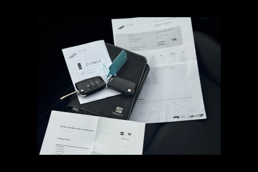 Seat Ibiza 1.0 TSI FR Business Intense -Carplay -Beats audio Seat Ibiza 1.0 TSI FR Business Intense -Carplay -Beats audio