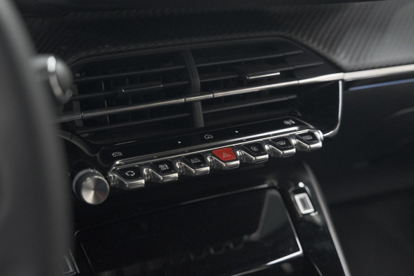 Peugeot 2008 PureTech 130 EAT8 GT | Camera | Apple Carplay | Parkeersensoren