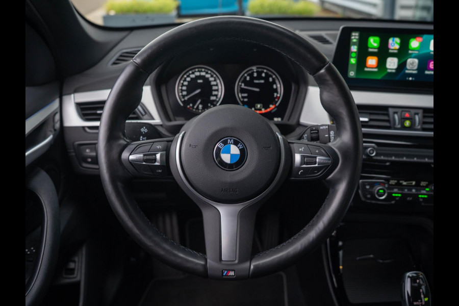 BMW X1 SDrive20i Business Edition Plus / HUD / Carplay / Zetelverwarming / Sfeerverlichting / 19'' / BMW X1 SDrive20i Business Edition Plus / HUD / Carplay / Zetelverwarming / Sfeerverlichting / 19'' /