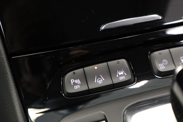 Opel Grandland 1.6 Turbo Plug-In Hybrid 4x4 GSe Cruise/Climate Blindspot PDC Keyless Entry/Go 300PK! Opel Grandland 1.6 Turbo Plug-In Hybrid 4x4 GSe Cruise/Climate Blindspot PDC Keyless Entry/Go 300PK!