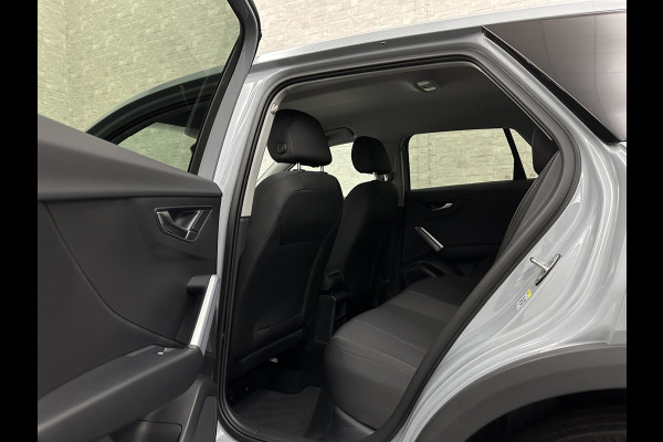 Audi Q2 30 TFSI 110PK | Camera | LED | Stoelverwarming | Climate Control | BOVAG Garantie | Getint Glas | Zwarte Sierdelen | DAB | Cruise Control | Parkeersensoren V+A | Audi Q2 30 TFSI 110PK | Camera | LED | Stoelverwarming | Climate Control | BOVAG Garantie | Getint Glas | Zwarte Sierdelen | DAB | Cruise Control | Parkeersensoren V+A |