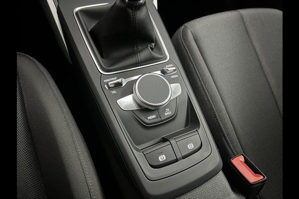 Audi Q2 30 TFSI 110PK | Camera | LED | Stoelverwarming | Climate Control | BOVAG Garantie | Getint Glas | Zwarte Sierdelen | DAB | Cruise Control | Parkeersensoren V+A | Audi Q2 30 TFSI 110PK | Camera | LED | Stoelverwarming | Climate Control | BOVAG Garantie | Getint Glas | Zwarte Sierdelen | DAB | Cruise Control | Parkeersensoren V+A |
