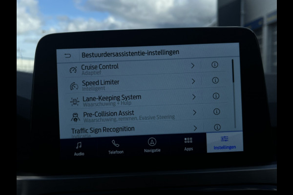 Ford Kuga 2.5 PHEV Titanium DRIVERPACK! WINTERPACK! Ford Kuga 2.5 PHEV Titanium DRIVERPACK! WINTERPACK!