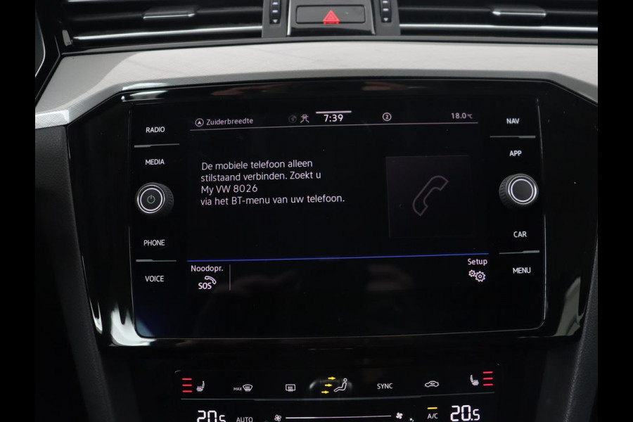 Volkswagen Passat 1.4 TSI PHEV GTE | Stoelverwarming | Massage | Camera | Adaptive cruise | Carplay | Matrix LED | Navigatie | Plug In