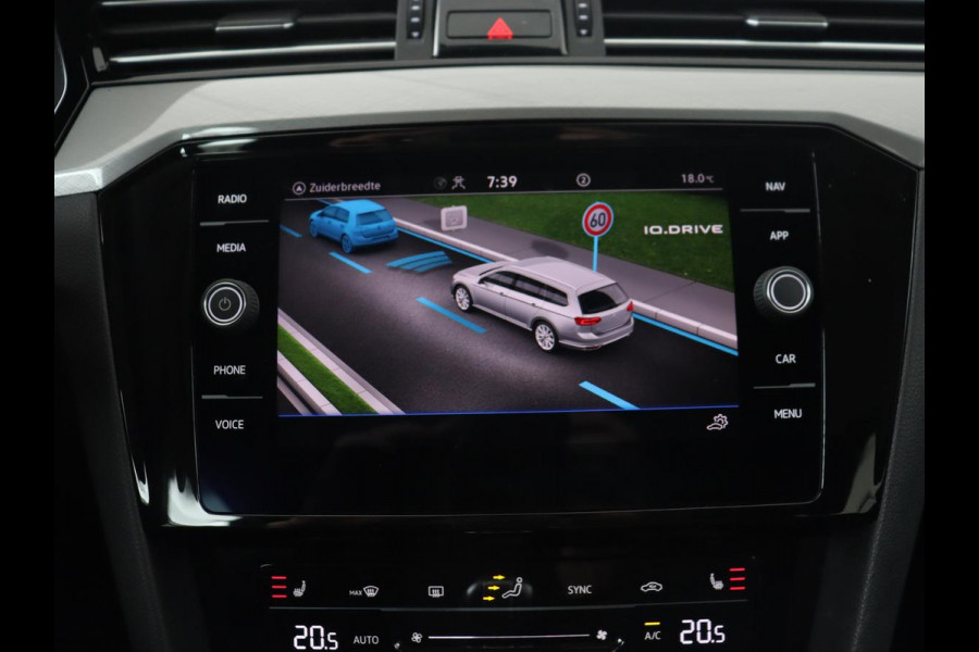 Volkswagen Passat 1.4 TSI PHEV GTE | Stoelverwarming | Massage | Camera | Adaptive cruise | Carplay | Matrix LED | Navigatie | Plug In