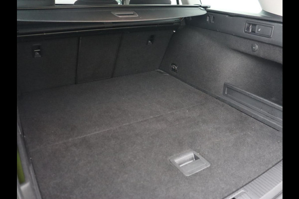 Volkswagen Passat 1.4 TSI PHEV GTE | Stoelverwarming | Massage | Camera | Adaptive cruise | Carplay | Matrix LED | Navigatie | Plug In