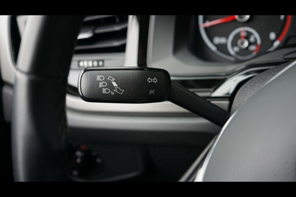 Volkswagen Polo 1.0 TSI R-Line AUTOMAAT-ACC-CARPLAY-CLIMA-FULL LED-NAVIGATIE-STOELVERWARMING