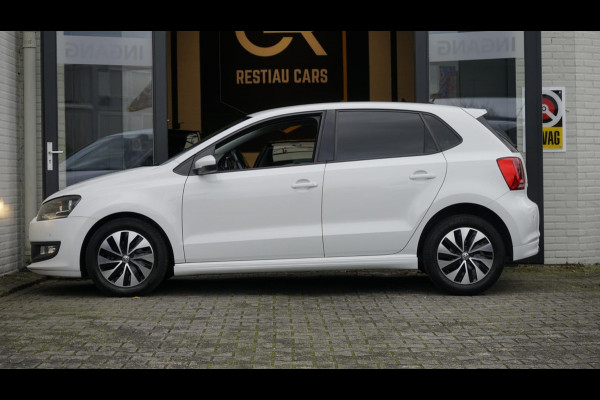 Volkswagen Polo 1.0 TSI Highline AUTOMAAT-CLIMA-CRUISE-NAVIGATIE Volkswagen Polo 1.0 TSI Highline AUTOMAAT-CLIMA-CRUISE-NAVIGATIE