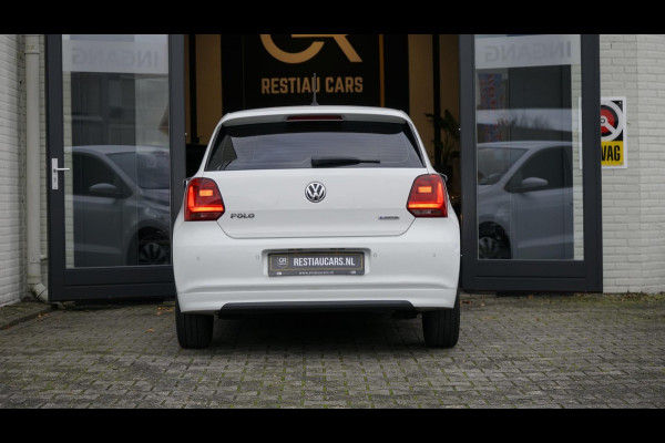 Volkswagen Polo 1.0 TSI Highline AUTOMAAT-CLIMA-CRUISE-NAVIGATIE Volkswagen Polo 1.0 TSI Highline AUTOMAAT-CLIMA-CRUISE-NAVIGATIE
