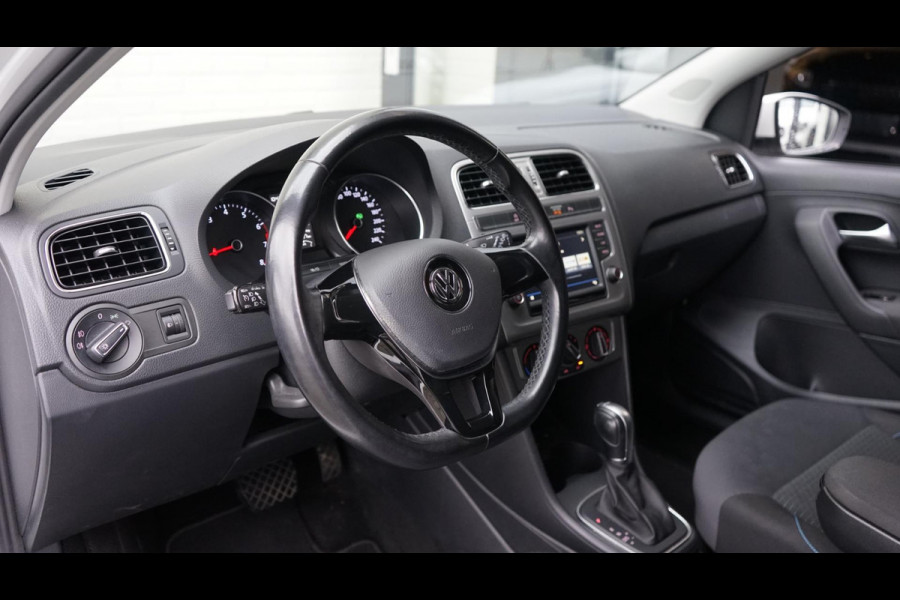 Volkswagen Polo 1.0 TSI Highline AUTOMAAT-CLIMA-CRUISE-NAVIGATIE Volkswagen Polo 1.0 TSI Highline AUTOMAAT-CLIMA-CRUISE-NAVIGATIE