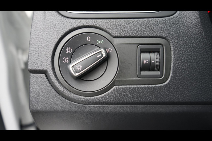 Volkswagen Polo 1.0 TSI Highline AUTOMAAT-CLIMA-CRUISE-NAVIGATIE Volkswagen Polo 1.0 TSI Highline AUTOMAAT-CLIMA-CRUISE-NAVIGATIE