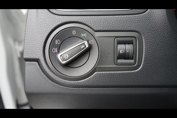 Volkswagen Polo 1.0 TSI Highline AUTOMAAT-CLIMA-CRUISE-NAVIGATIE Volkswagen Polo 1.0 TSI Highline AUTOMAAT-CLIMA-CRUISE-NAVIGATIE