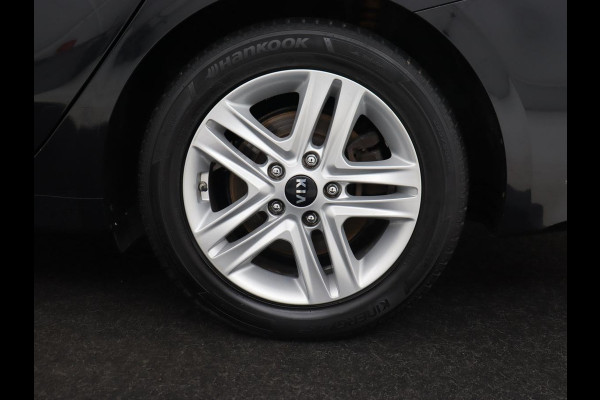 Kia Ceed 1.0 T-GDi DynamicPlusLine | Trekhaak | Stoel & stuurverwarming | Camera | Carplay | Navigatie | Climate control | Parkeerhulp | Cruise control | Half leder Kia Ceed 1.0 T-GDi DynamicPlusLine | Trekhaak | Stoel & stuurverwarming | Camera | Carplay | Navigatie | Climate control | Parkeerhulp | Cruise control | Half leder