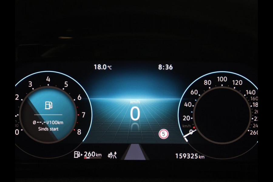 Volkswagen Golf 1.5 TSI R-Line | Panoramadak | Carplay | Sportstoelen | Navigatie | Adaptive cruise | Parkeerhulp | File Assistent | Full LED