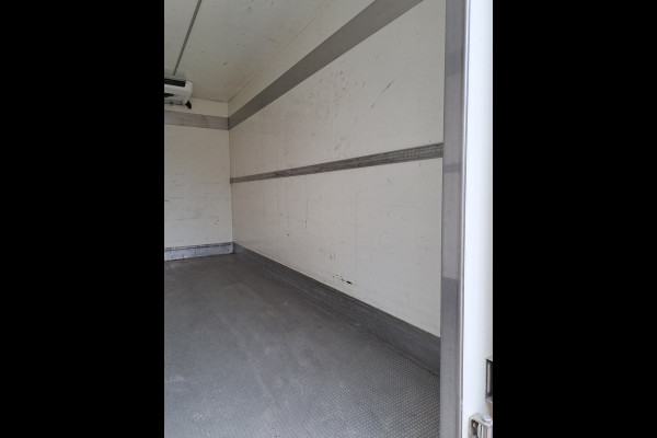 Mercedes-Benz Sprinter 314 CDI AUTM. EURO 6 KOELWAGEN / VRIESWAGEN THERMO KING Airco Achteruitrijcamera Verwarmdevoorstoel