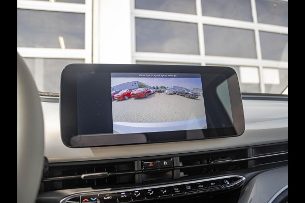 Fiat 500E Cabrio La Prima 42 kWh | 17% Bijtelling | Clima | Cruise | Leder | 17" | Priv Glass | Winter Pack | JBL Sound | BSM | Apple Carplay Fiat 500E Cabrio La Prima 42 kWh | 17% Bijtelling | Clima | Cruise | Leder | 17" | Priv Glass | Winter Pack | JBL Sound | BSM | Apple Carplay