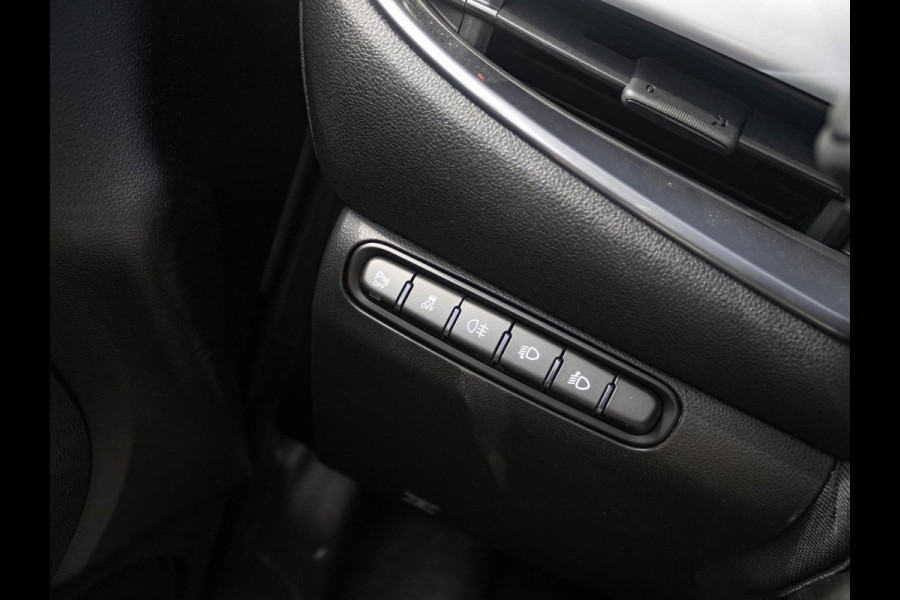 Fiat 500E Cabrio La Prima 42 kWh | 17% Bijtelling | Clima | Cruise | Leder | 17" | Priv Glass | Winter Pack | JBL Sound | BSM | Apple Carplay Fiat 500E Cabrio La Prima 42 kWh | 17% Bijtelling | Clima | Cruise | Leder | 17" | Priv Glass | Winter Pack | JBL Sound | BSM | Apple Carplay