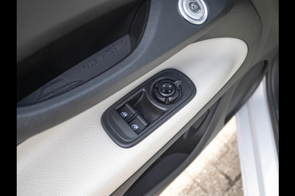 Fiat 500E Cabrio La Prima 42 kWh | 17% Bijtelling | Clima | Cruise | Leder | 17" | Priv Glass | Winter Pack | JBL Sound | BSM | Apple Carplay Fiat 500E Cabrio La Prima 42 kWh | 17% Bijtelling | Clima | Cruise | Leder | 17" | Priv Glass | Winter Pack | JBL Sound | BSM | Apple Carplay