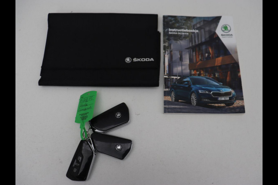 Škoda Octavia 1.0 e-TSI Business Edition | Stoelverwarming | Trekhaak | Camera | Carplay | Virtual Cockpit | Navigatie | Cruise control Škoda Octavia 1.0 e-TSI Business Edition | Stoelverwarming | Trekhaak | Camera | Carplay | Virtual Cockpit | Navigatie | Cruise control