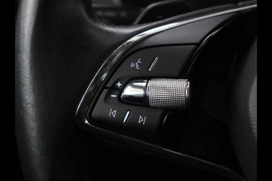 Škoda Octavia 1.0 e-TSI Business Edition | Stoelverwarming | Trekhaak | Camera | Carplay | Virtual Cockpit | Navigatie | Cruise control Škoda Octavia 1.0 e-TSI Business Edition | Stoelverwarming | Trekhaak | Camera | Carplay | Virtual Cockpit | Navigatie | Cruise control