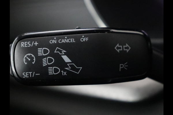Škoda Octavia 1.0 e-TSI Business Edition | Stoelverwarming | Trekhaak | Camera | Carplay | Virtual Cockpit | Navigatie | Cruise control Škoda Octavia 1.0 e-TSI Business Edition | Stoelverwarming | Trekhaak | Camera | Carplay | Virtual Cockpit | Navigatie | Cruise control