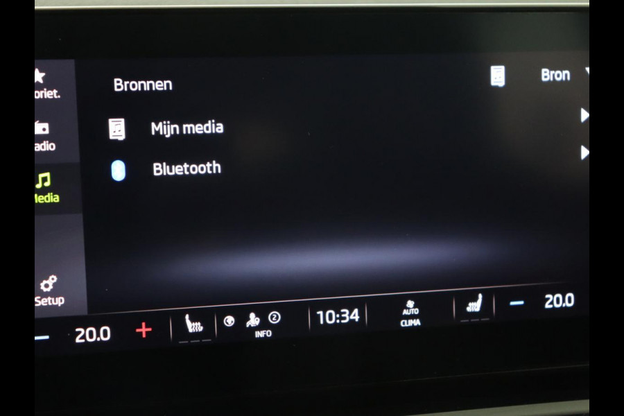Škoda Octavia 1.0 e-TSI Business Edition | Stoelverwarming | Trekhaak | Camera | Carplay | Virtual Cockpit | Navigatie | Cruise control Škoda Octavia 1.0 e-TSI Business Edition | Stoelverwarming | Trekhaak | Camera | Carplay | Virtual Cockpit | Navigatie | Cruise control