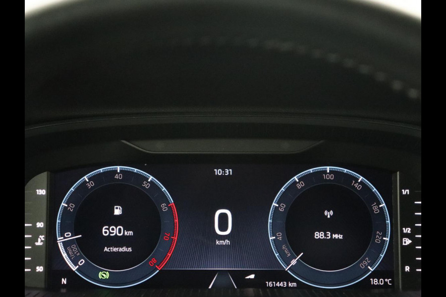Škoda Octavia 1.0 e-TSI Business Edition | Stoelverwarming | Trekhaak | Camera | Carplay | Virtual Cockpit | Navigatie | Cruise control Škoda Octavia 1.0 e-TSI Business Edition | Stoelverwarming | Trekhaak | Camera | Carplay | Virtual Cockpit | Navigatie | Cruise control