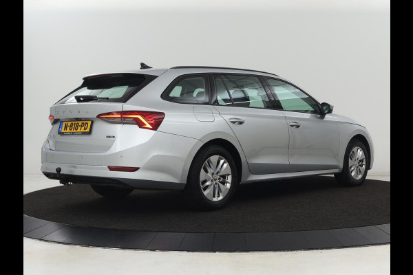 Škoda Octavia 1.0 e-TSI Business Edition | Stoelverwarming | Trekhaak | Camera | Carplay | Virtual Cockpit | Navigatie | Cruise control Škoda Octavia 1.0 e-TSI Business Edition | Stoelverwarming | Trekhaak | Camera | Carplay | Virtual Cockpit | Navigatie | Cruise control