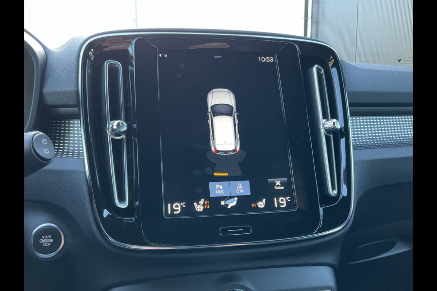 Volvo XC40 1.5 T5 262pk PHEV Recharge R-Design Elek.Trekhaak Leer Stoel/Stuurverw Adap.Cruise NL-Auto! Volvo XC40 1.5 T5 262pk PHEV Recharge R-Design Elek.Trekhaak Leer Stoel/Stuurverw Adap.Cruise NL-Auto!