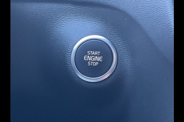 Volvo XC40 1.5 T5 262pk PHEV Recharge R-Design Elek.Trekhaak Leer Stoel/Stuurverw Adap.Cruise NL-Auto! Volvo XC40 1.5 T5 262pk PHEV Recharge R-Design Elek.Trekhaak Leer Stoel/Stuurverw Adap.Cruise NL-Auto!