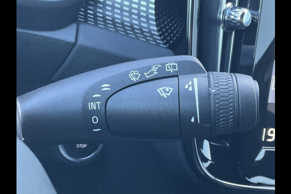Volvo XC40 1.5 T5 262pk PHEV Recharge R-Design Elek.Trekhaak Leer Stoel/Stuurverw Adap.Cruise NL-Auto! Volvo XC40 1.5 T5 262pk PHEV Recharge R-Design Elek.Trekhaak Leer Stoel/Stuurverw Adap.Cruise NL-Auto!