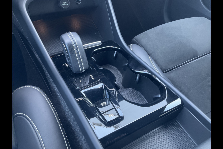 Volvo XC40 1.5 T5 262pk PHEV Recharge R-Design Elek.Trekhaak Leer Stoel/Stuurverw Adap.Cruise NL-Auto! Volvo XC40 1.5 T5 262pk PHEV Recharge R-Design Elek.Trekhaak Leer Stoel/Stuurverw Adap.Cruise NL-Auto!