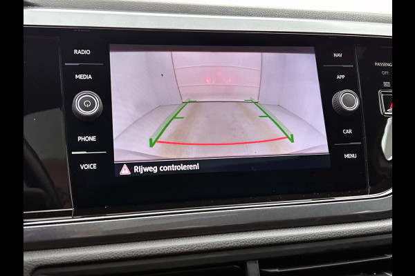 Volkswagen Polo 1.0 TSI Comfortline Automaat (PANORAMADAK, VIRTUAL COCKPIT, NAVIGATIE, CAMERA, CARPLAY, GOED ONDERHOUDEN)