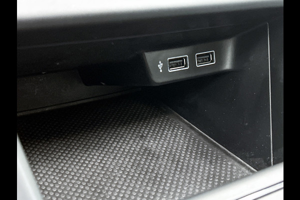 Volkswagen Polo 1.0 TSI Comfortline Automaat (PANORAMADAK, VIRTUAL COCKPIT, NAVIGATIE, CAMERA, CARPLAY, GOED ONDERHOUDEN)