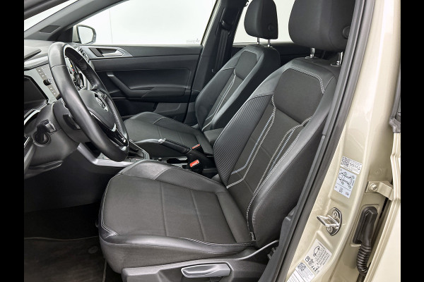 Volkswagen Polo 1.0 TSI Comfortline Automaat (PANORAMADAK, VIRTUAL COCKPIT, NAVIGATIE, CAMERA, CARPLAY, GOED ONDERHOUDEN)