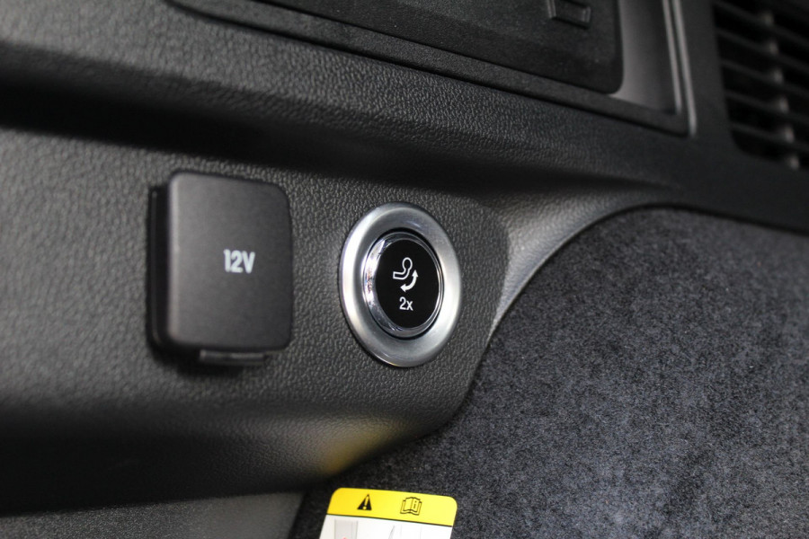 Ford Kuga 2.5 PHEV ST-Line X | Trekhaak | Head-up | B&O | BLIS | Matrix | Adaptieve cruise Ford Kuga 2.5 PHEV ST-Line X | Trekhaak | Head-up | B&O | BLIS | Matrix | Adaptieve cruise