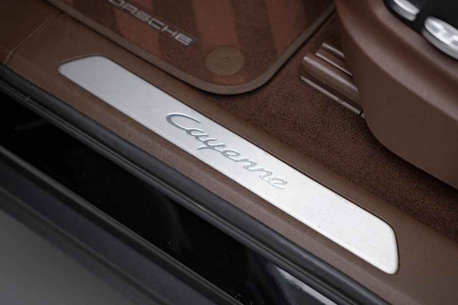 Porsche Cayenne Coupé 3.0 E-Hybrid |Pano|SportChrono|360|Bose| Porsche Cayenne Coupé 3.0 E-Hybrid |Pano|SportChrono|360|Bose|