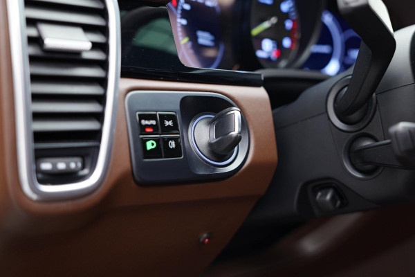 Porsche Cayenne Coupé 3.0 E-Hybrid |Pano|SportChrono|360|Bose| Porsche Cayenne Coupé 3.0 E-Hybrid |Pano|SportChrono|360|Bose|