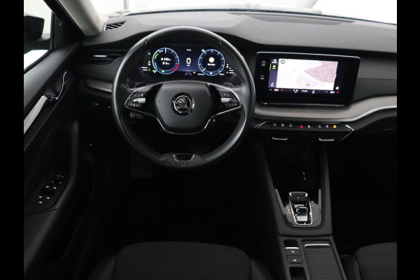 Škoda Octavia 1.4 TSI PHEV Business Edition | Adaptive cruise | Carplay | Stuurverwarming | Navigatie | Parkeerhulp | Climate control | Plug In