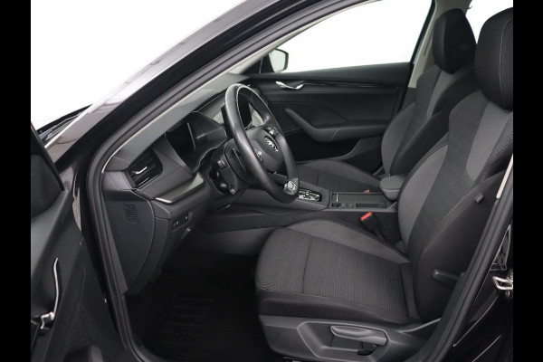 Škoda Octavia 1.4 TSI PHEV Business Edition | Adaptive cruise | Carplay | Stuurverwarming | Navigatie | Parkeerhulp | Climate control | Plug In