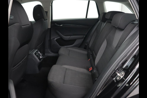 Škoda Octavia 1.4 TSI PHEV Business Edition | Adaptive cruise | Carplay | Stuurverwarming | Navigatie | Parkeerhulp | Climate control | Plug In