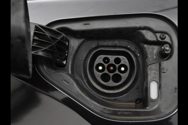 Škoda Octavia 1.4 TSI PHEV Business Edition | Adaptive cruise | Carplay | Stuurverwarming | Navigatie | Parkeerhulp | Climate control | Plug In