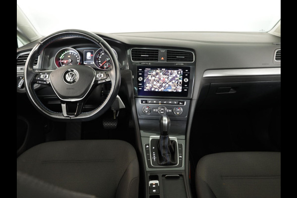 Volkswagen e-Golf E-DITION 136 pk | Navigatie | Parkeersensoren | Adaptieve cruise control | Stoelverwarming | Volkswagen e-Golf E-DITION 136 pk | Navigatie | Parkeersensoren | Adaptieve cruise control | Stoelverwarming |
