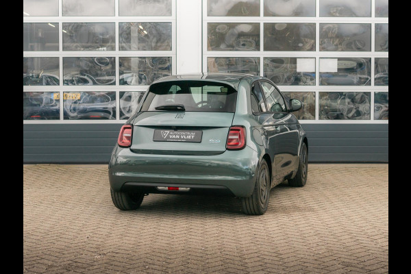 Fiat 500E Giorgio Armani Edition 42 kWh | 17% Bijtelling | Zeer Exclusief | Beperkte Oplage ! Fiat 500E Giorgio Armani Edition 42 kWh | 17% Bijtelling | Zeer Exclusief | Beperkte Oplage !